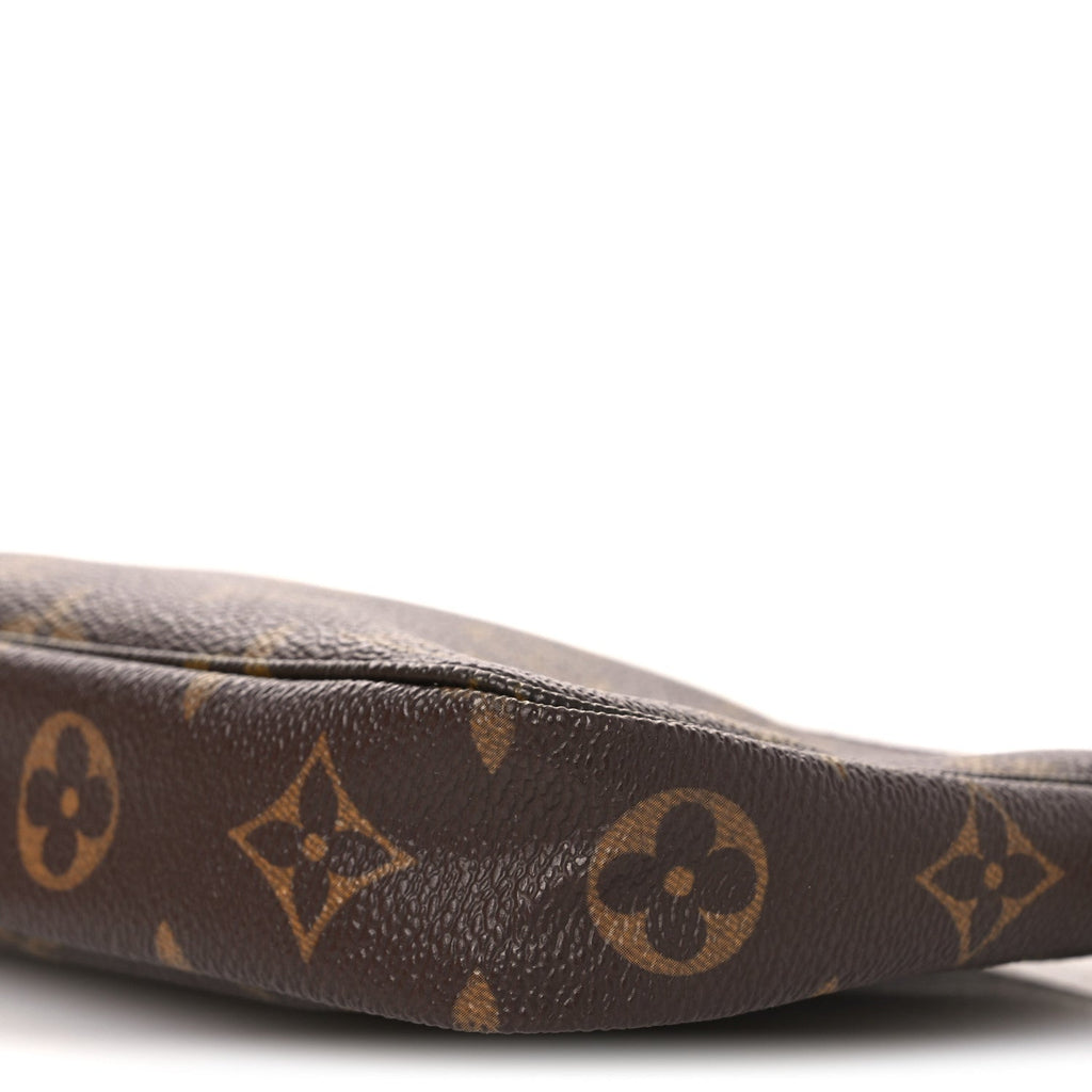 Louis Vuitton Monogram Pochette Accessories