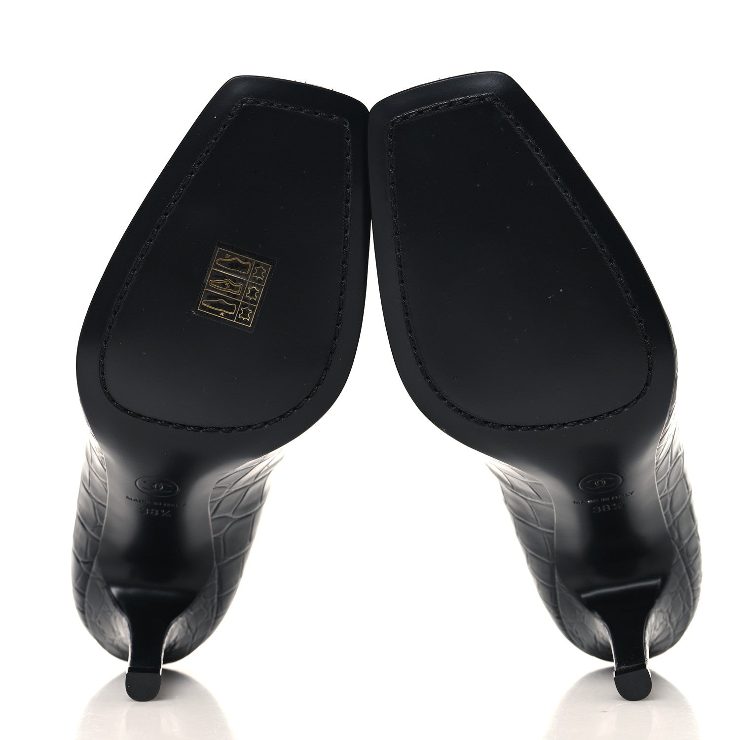 Crocodile Embossed Patent Calfskin Pumps 38.5 Black