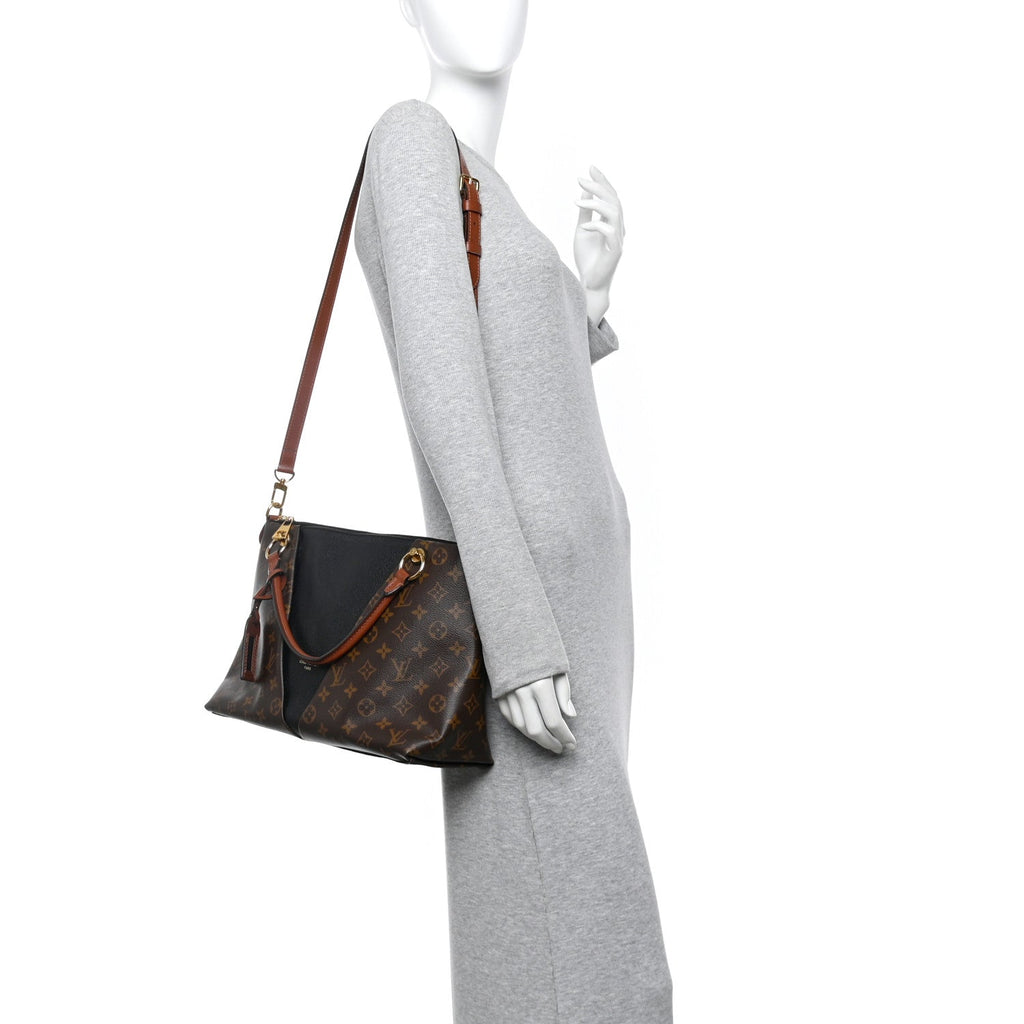Louis Vuitton Monogram V Tote MM Black