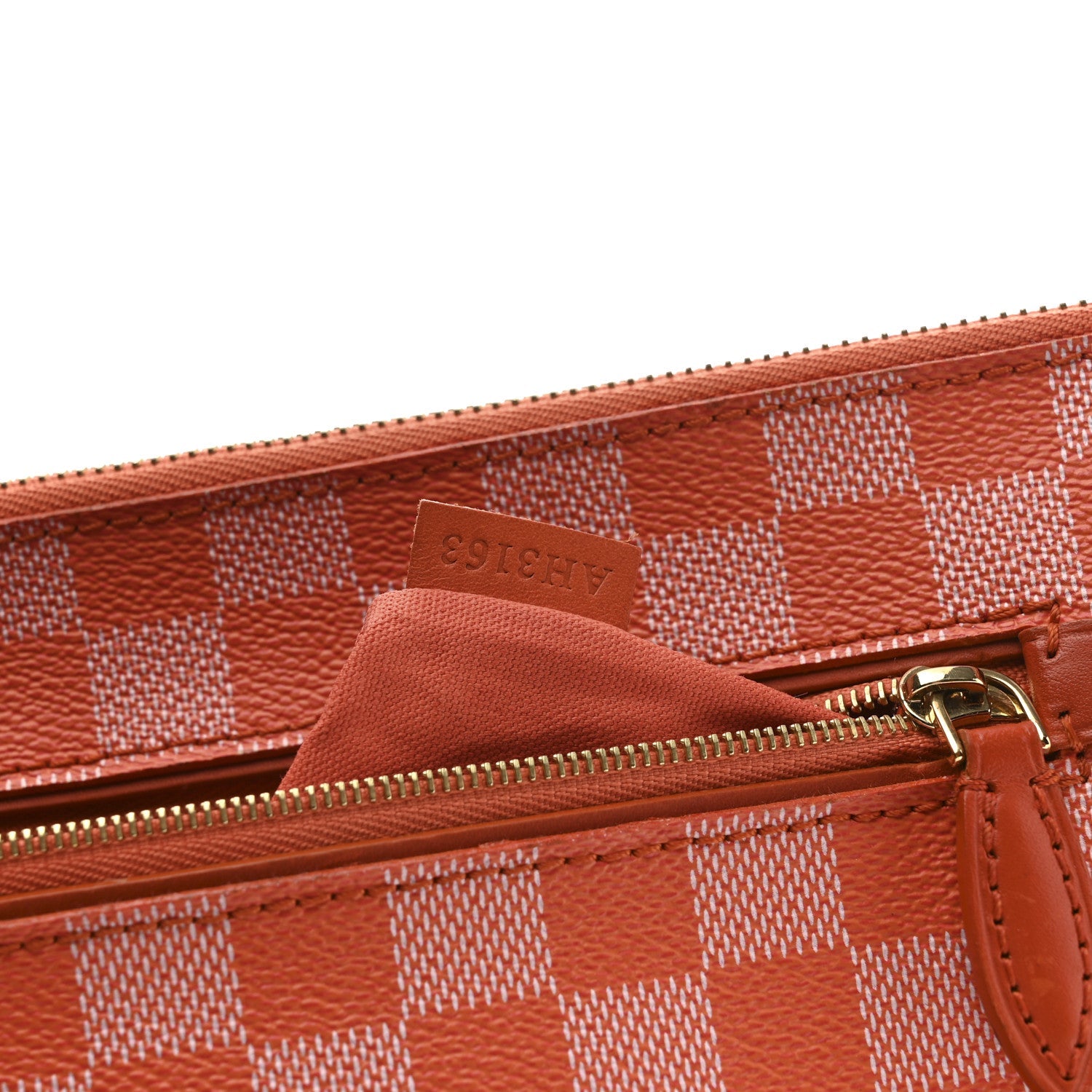 Louis Vuitton Damier Couleurs Kit Clutch Piment