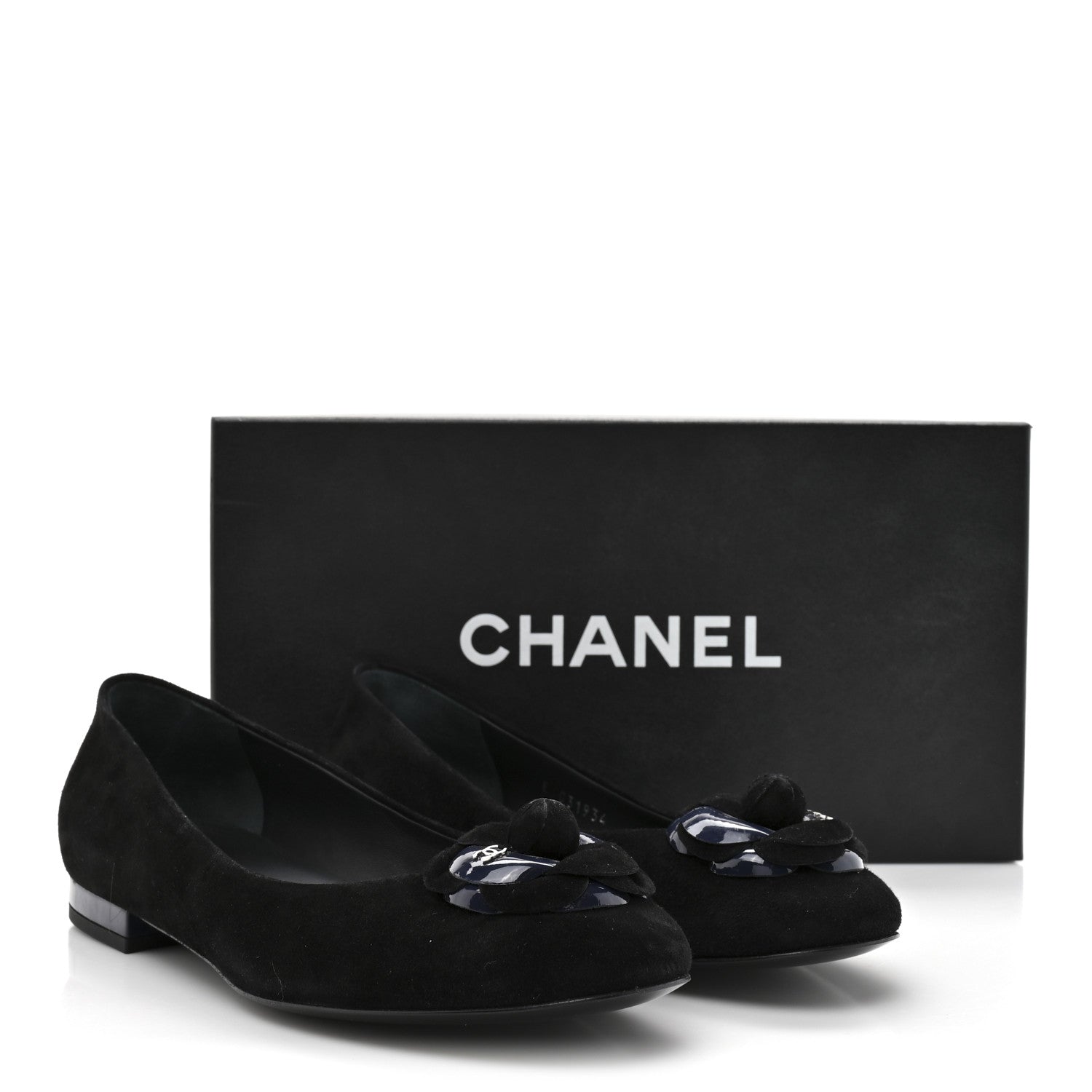 Chanel Suede Patent Camellia CC Ballerina Flat 37 Navy Black