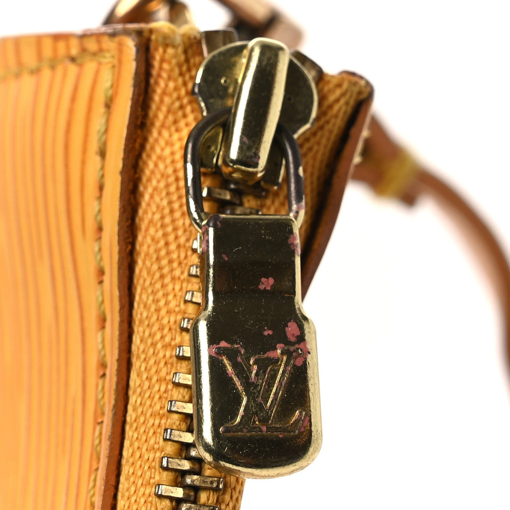 Louis Vuitton Epi Pochette Accessories 24 Tassil