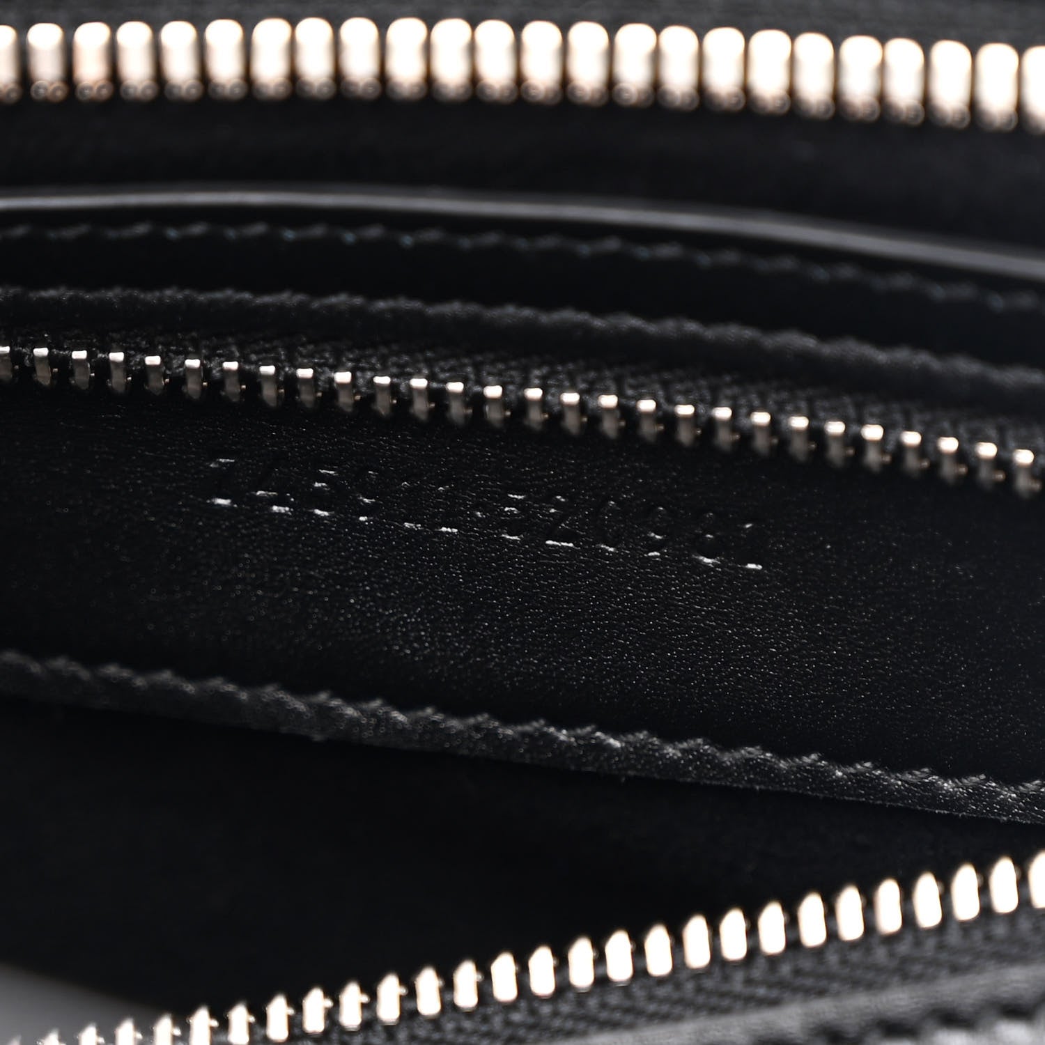 Gucci Calfskin Petite GG Medium Tote Bag Black
