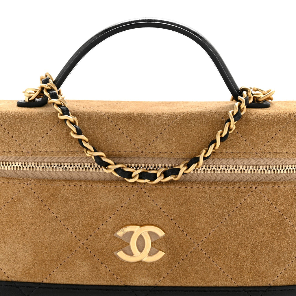 Chanel Suede Calfskin Shiny Lambskin Quilted Top Handle Slim Vanity Case With Chain Beige Black