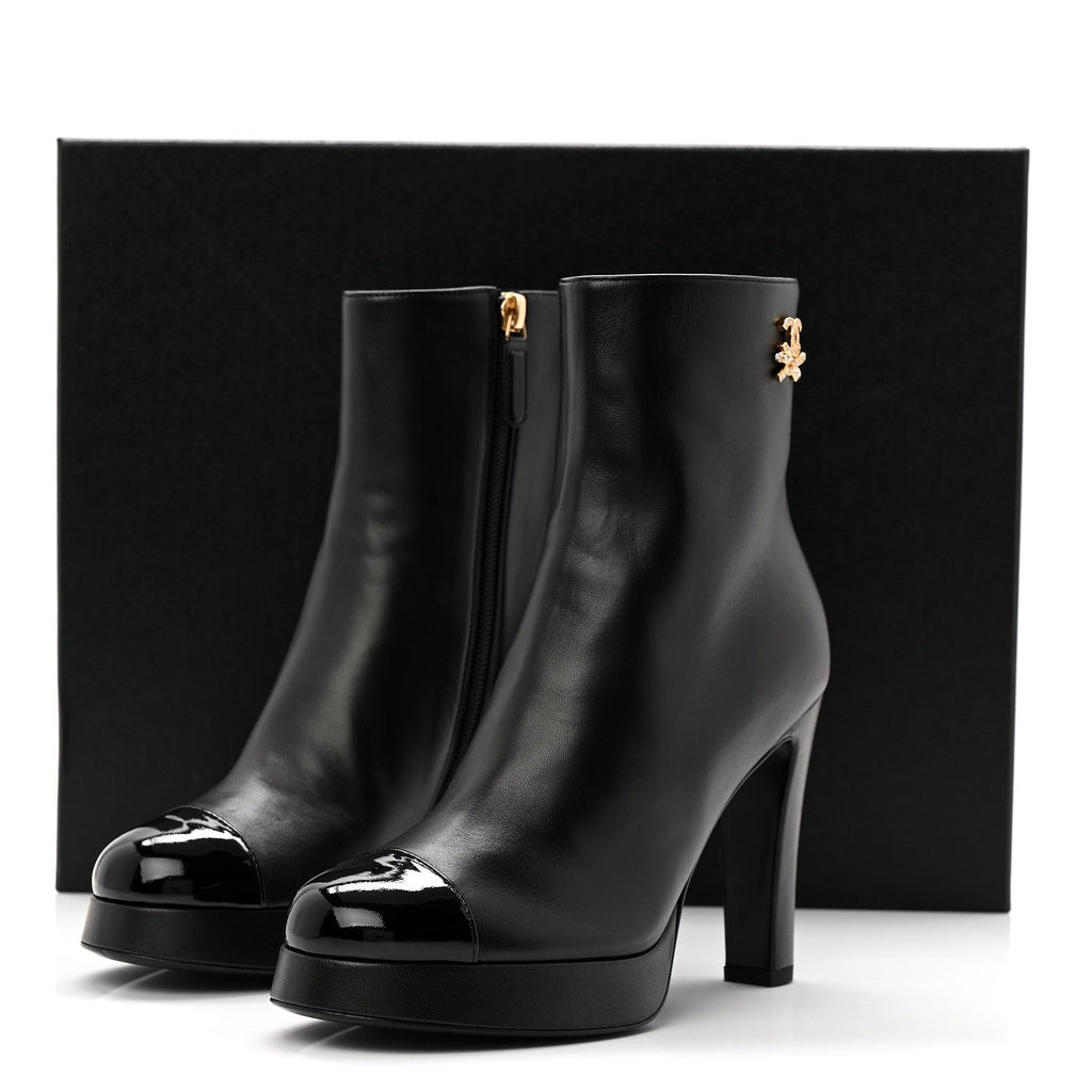 Lambskin Patent CC Crystal Bow Cap Toe Short Boots 37 Black