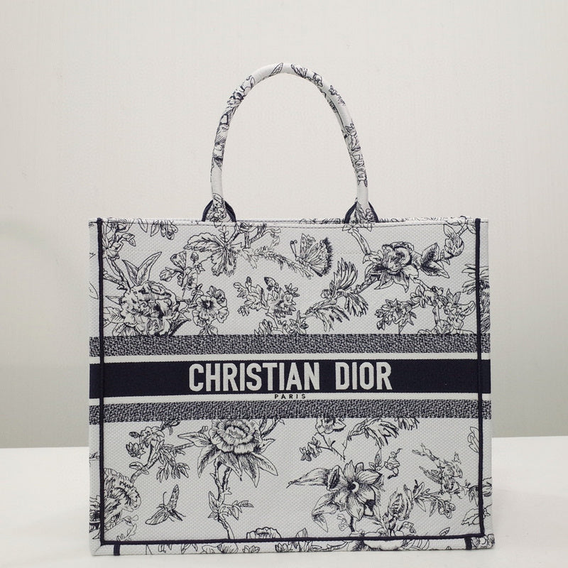 Dior Bags - 1587