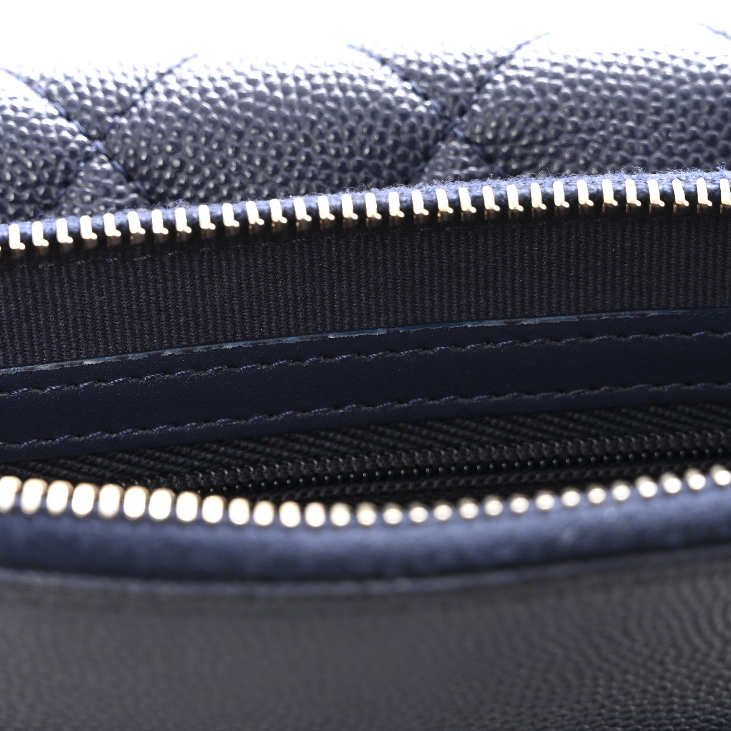 Caviar Quilted Flap Phone Holder With Chain Navy