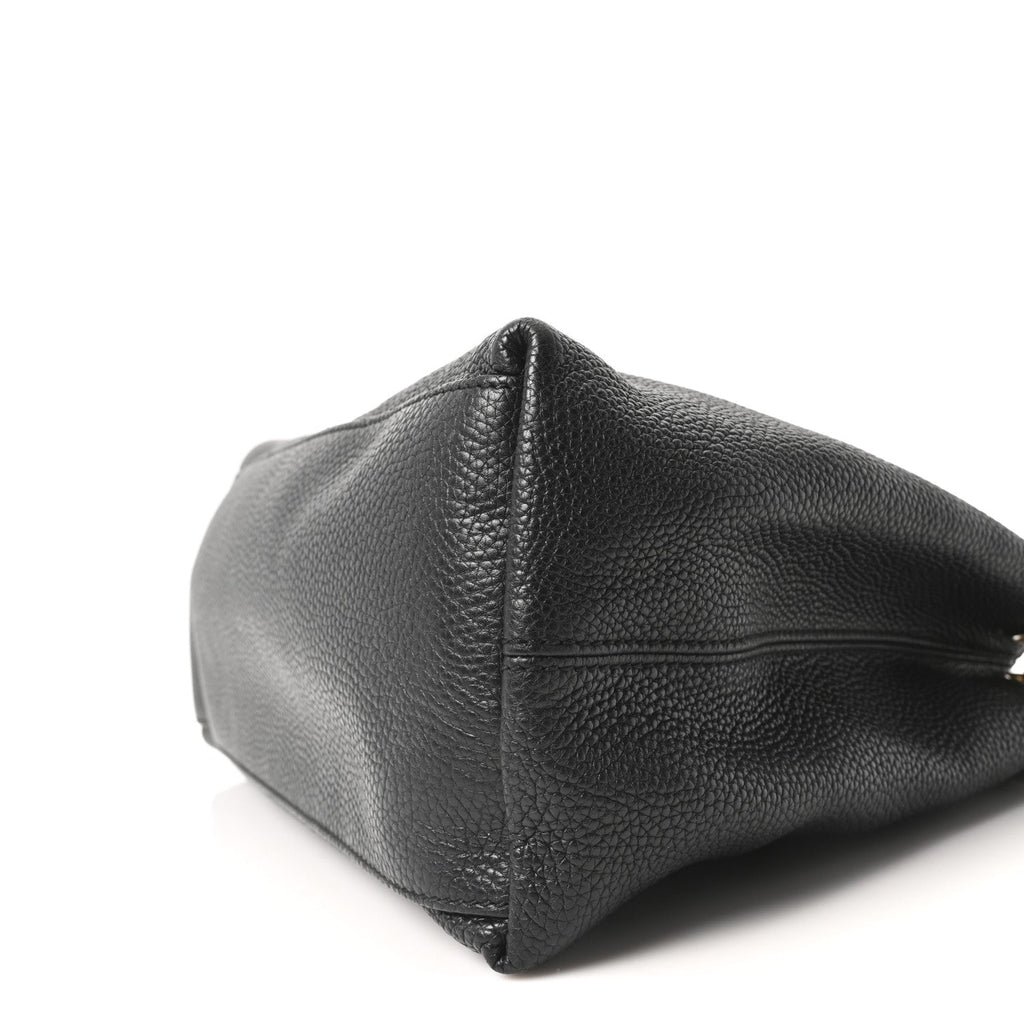 Gucci Pebbled Calfskin Medium Soho Chain Shoulder Bag Black