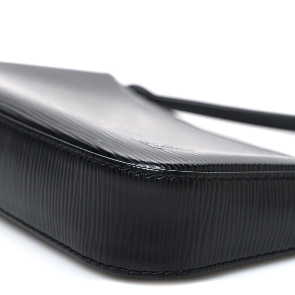Louis Vuitton Epi Pochette Accessories NM Black