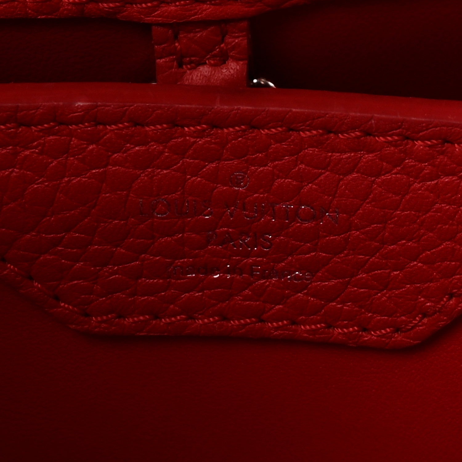 Louis Vuitton Taurillon Capucines BB Rubis