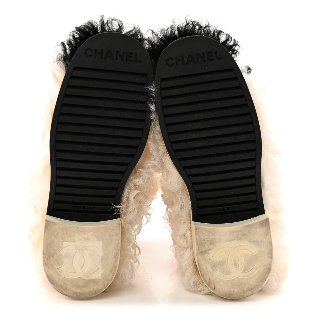 Chanel Shearling Sheepskin High Boots 37.5 Ivory Black