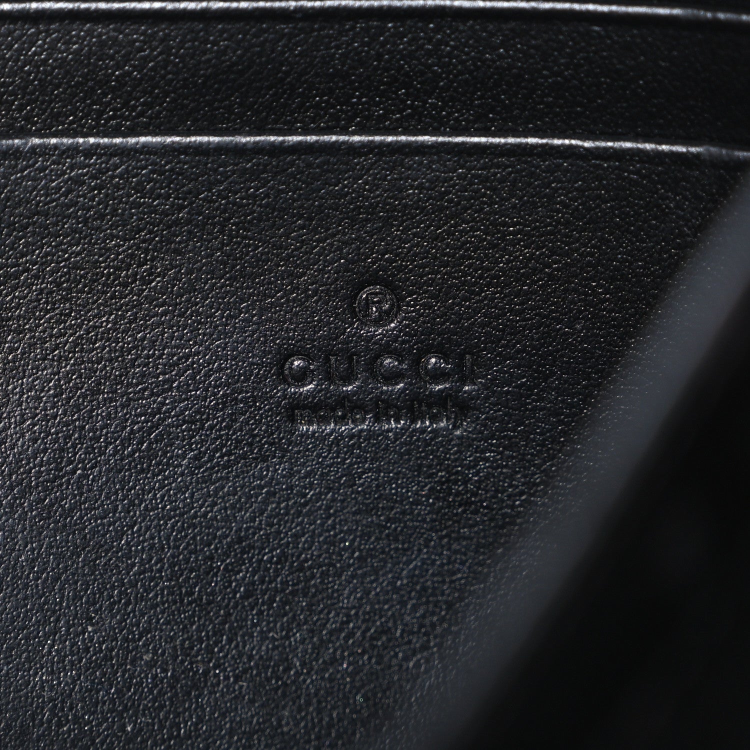 Gucci Calfskin Matelasse GG Marmont Chain Wallet Black