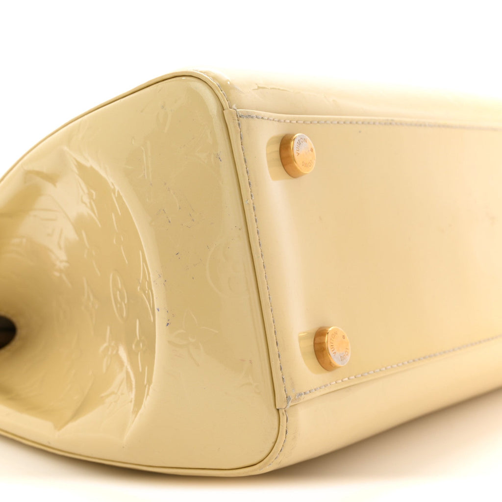 Louis Vuitton Vernis Brea MM Blanc Corail