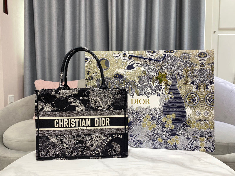 Dior Bags - 1945