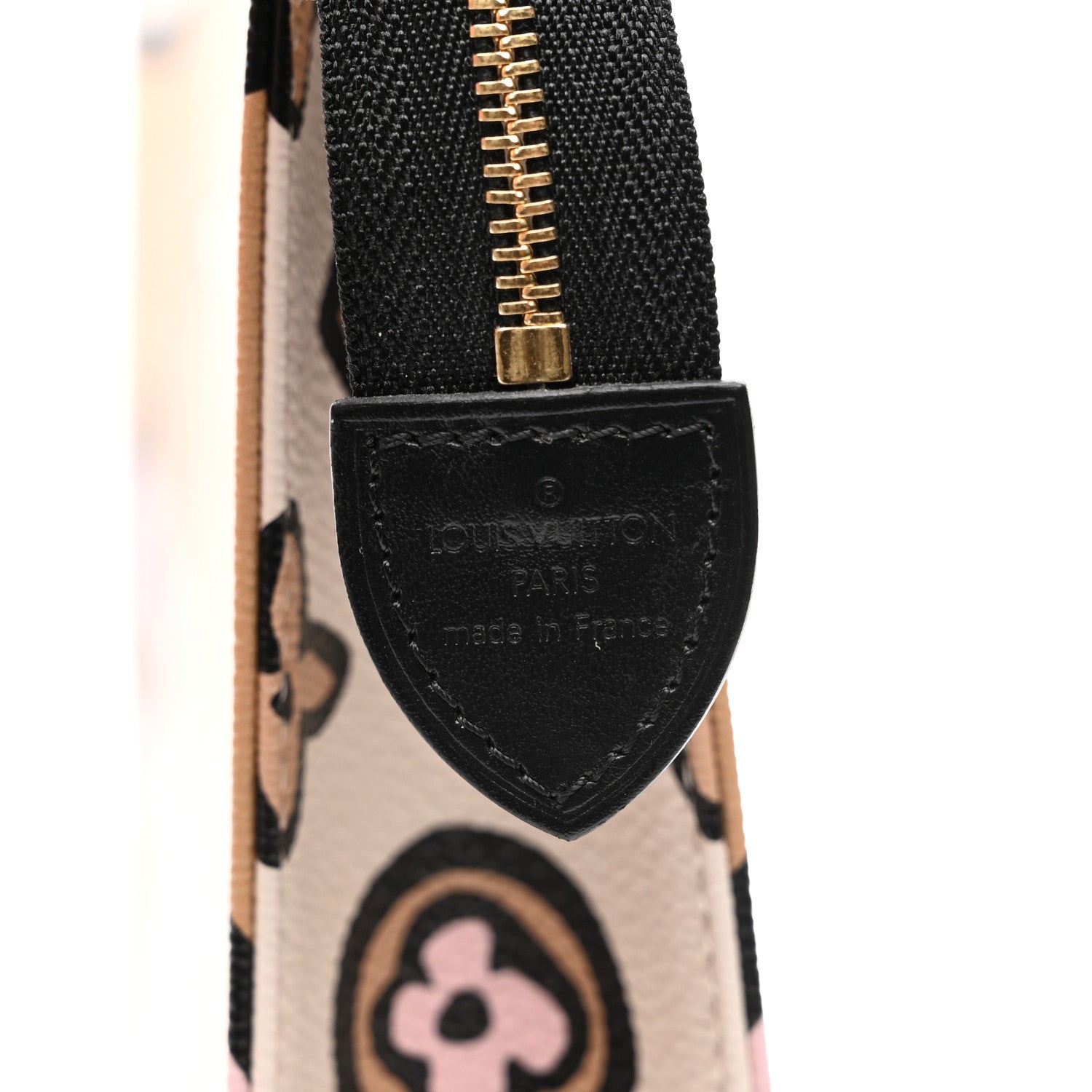 Louis Vuitton Monogram Giant Wild At Heart Toiletry Pouch 26 Arizona
