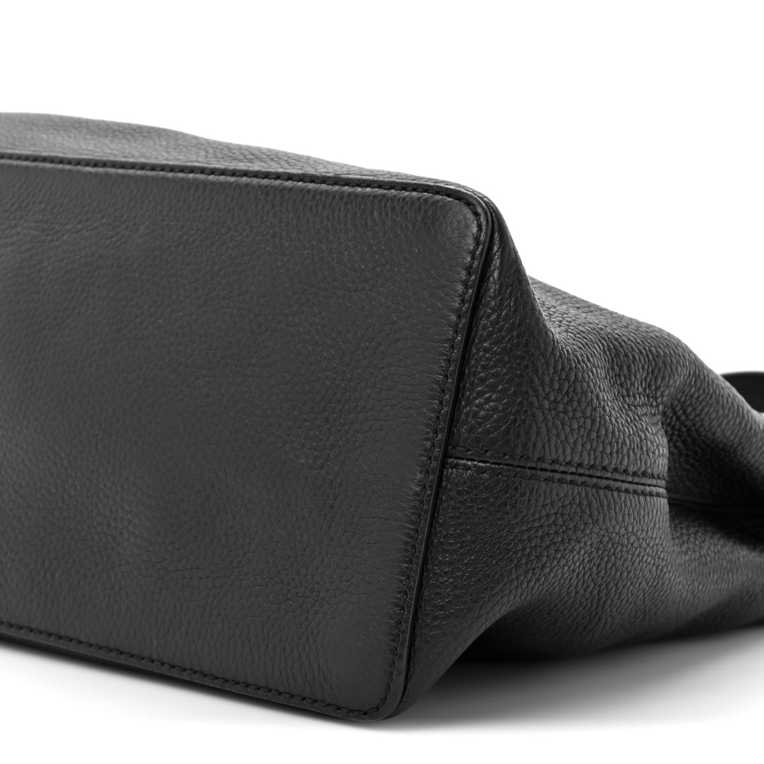 Gucci Pebbled Calfskin Large Soho Hobo Black