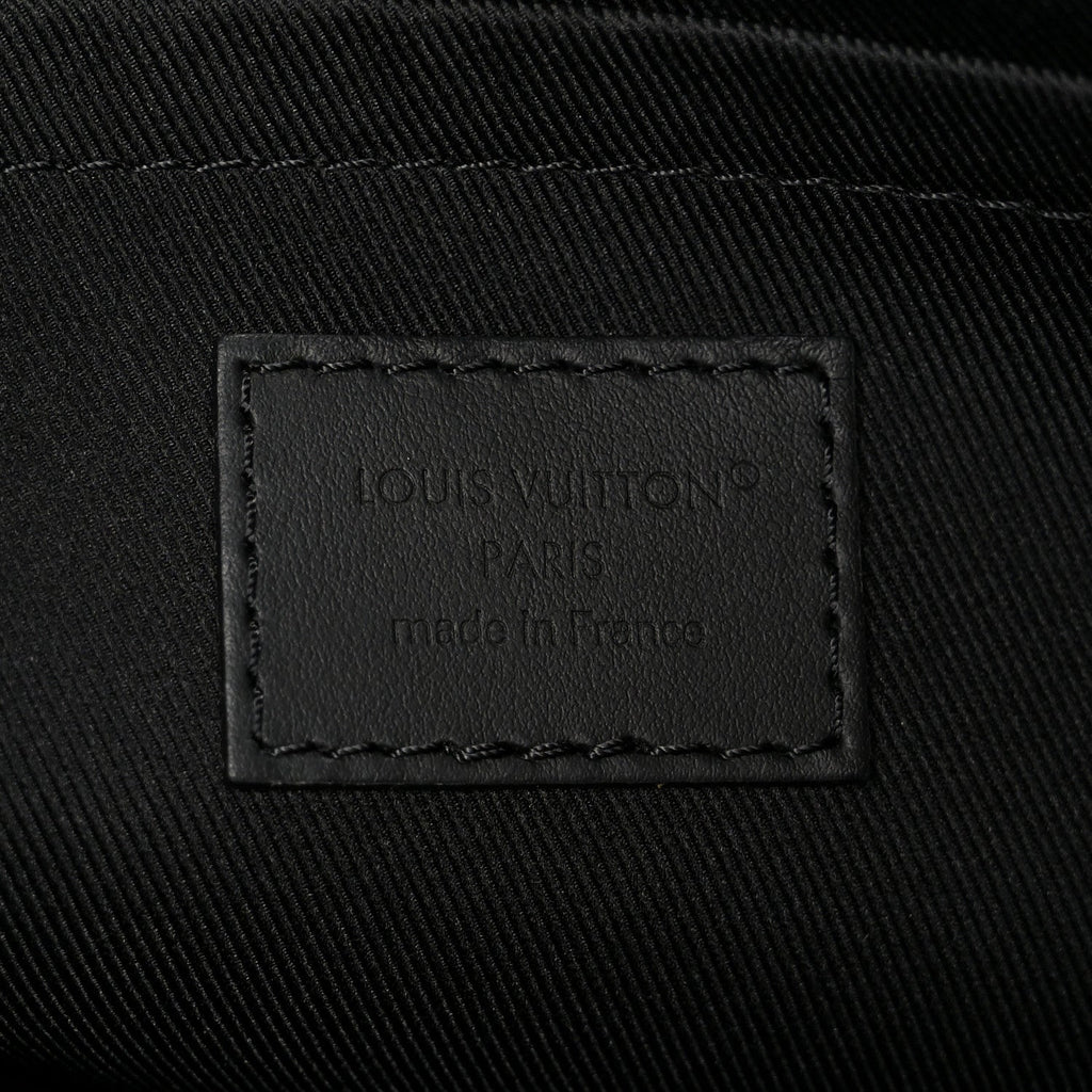 Louis Vuitton Calfskin Aerogram Fastline Messenger Black
