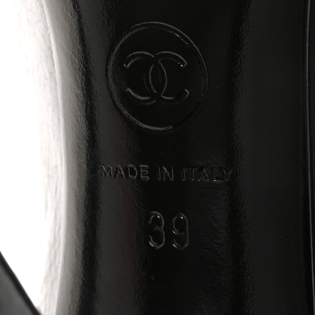 Crumpled Calfskin Cap Toe Pumps 39 Black