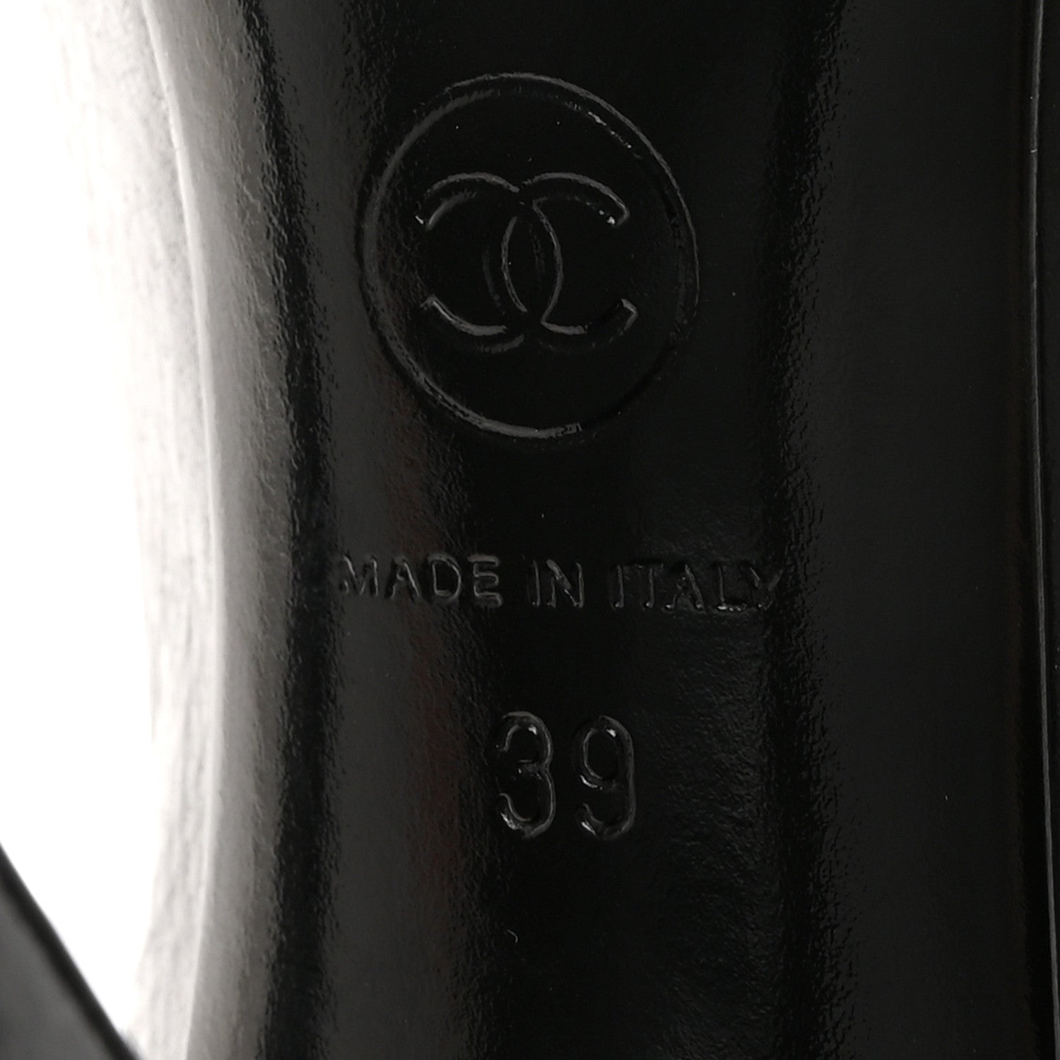 Crumpled Calfskin Cap Toe Pumps 39 Black