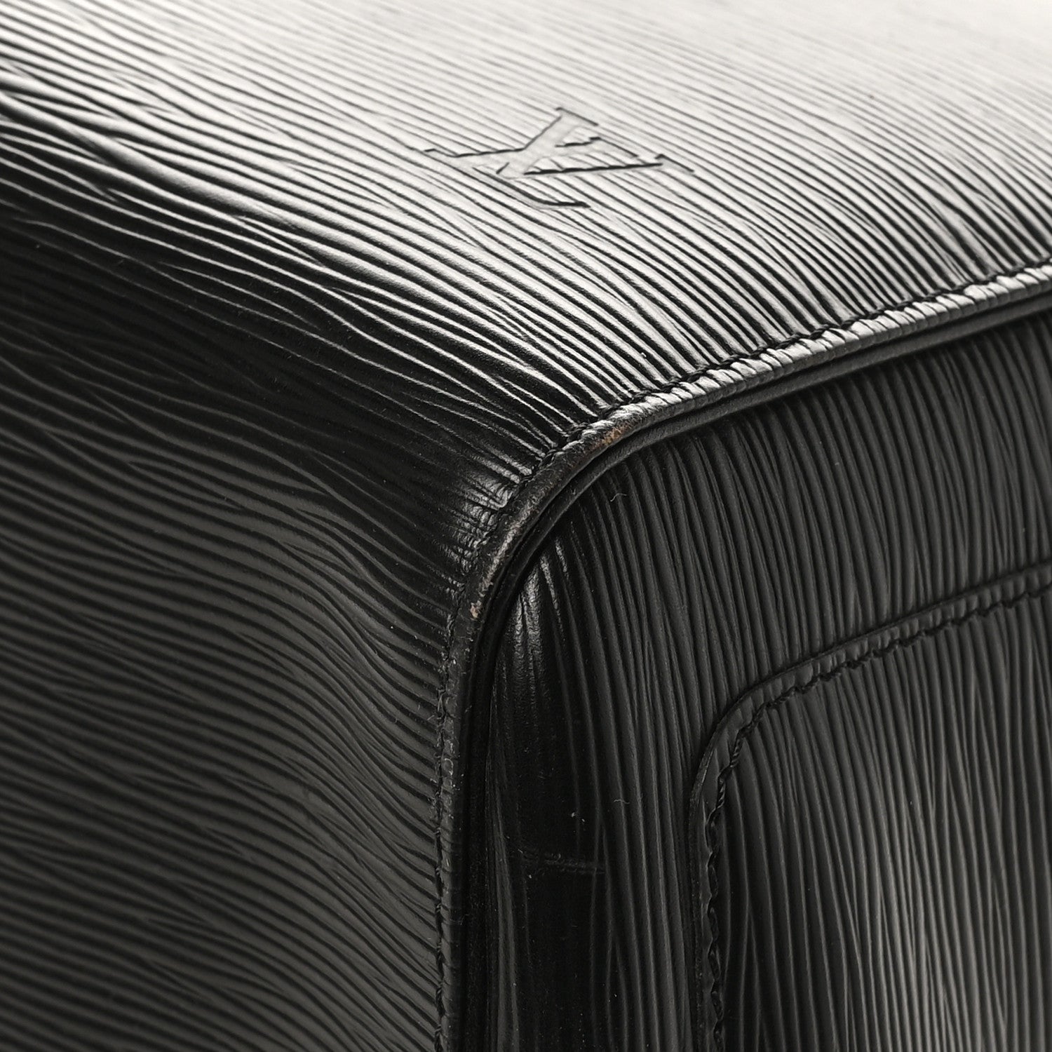 Louis Vuitton Epi Keepall 55 Black