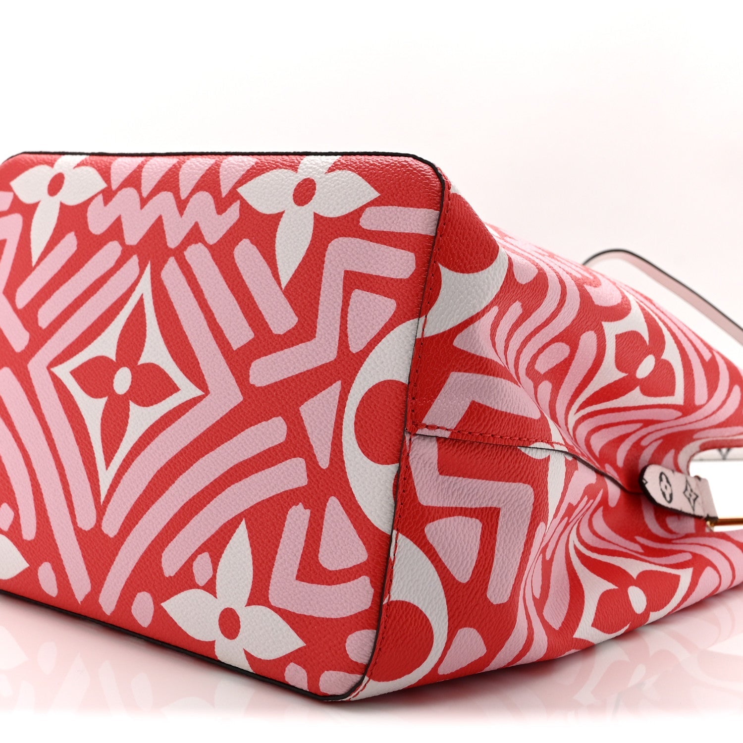 Louis Vuitton Monogram Giant Crafty NeoNoe MM Rouge Rose Creme