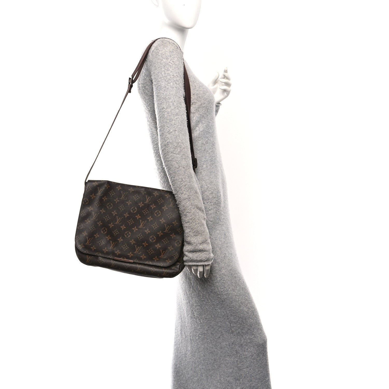 Louis Vuitton Monogram Beaubourg MM Messenger Bag