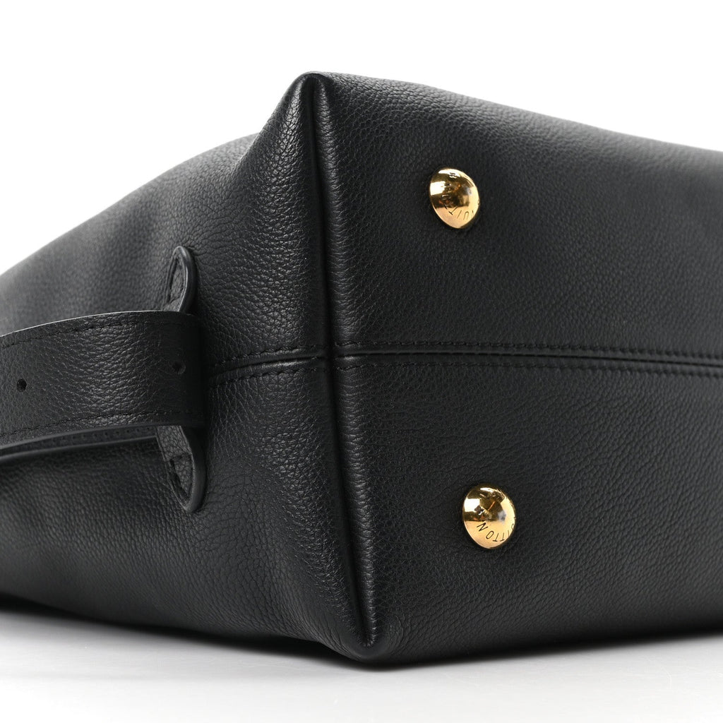 Louis Vuitton Grained Calfskin Low Key Hobo PM Black