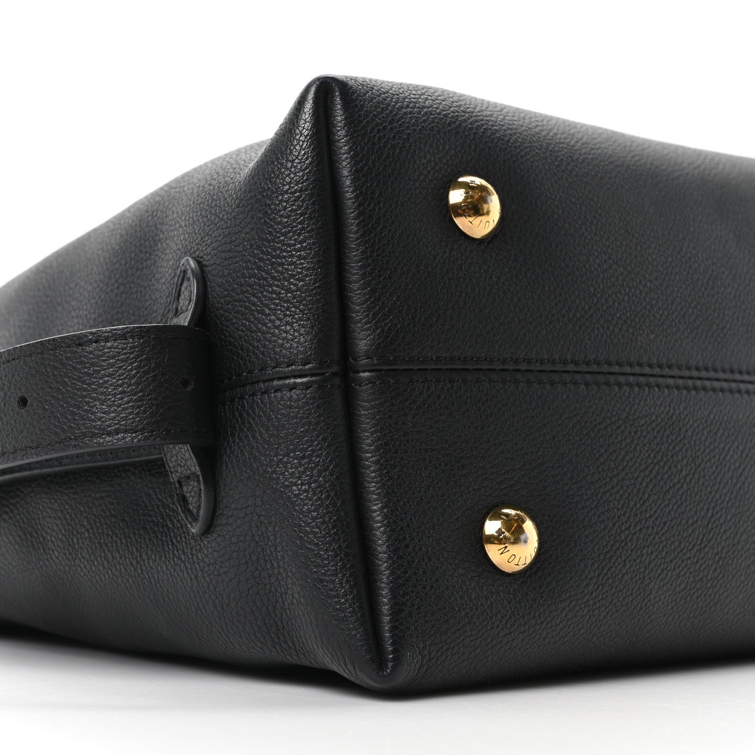 Louis Vuitton Grained Calfskin Low Key Hobo PM Black