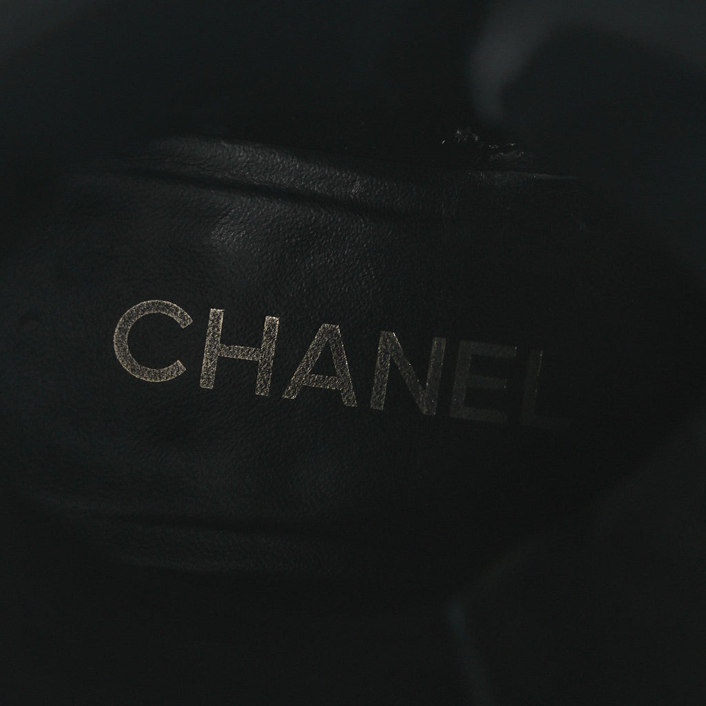Chanel Shiny Calfskin Patent Quilted Chain Lace Up Combat Long Boots 37 Black