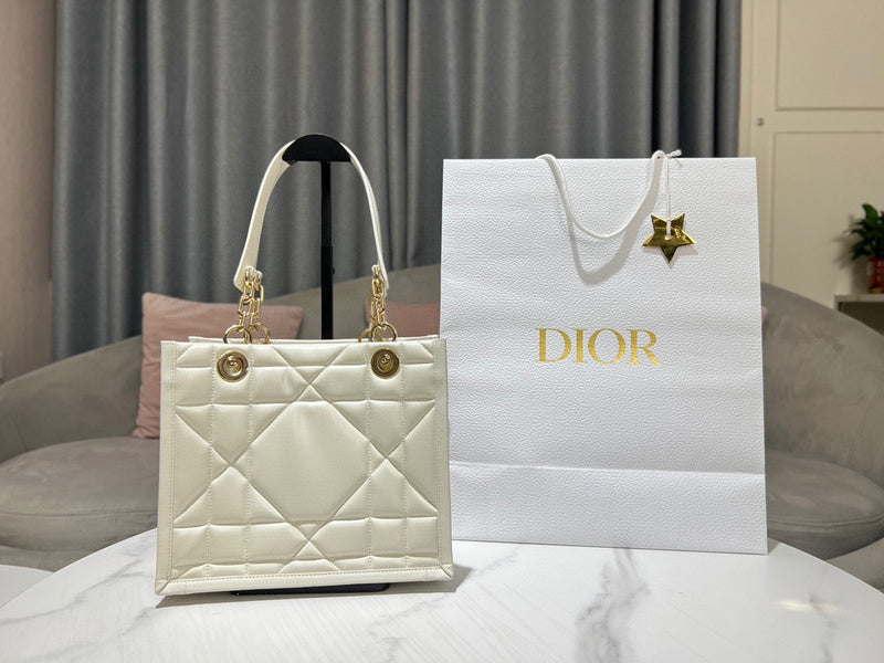 Dior Bags - 3448