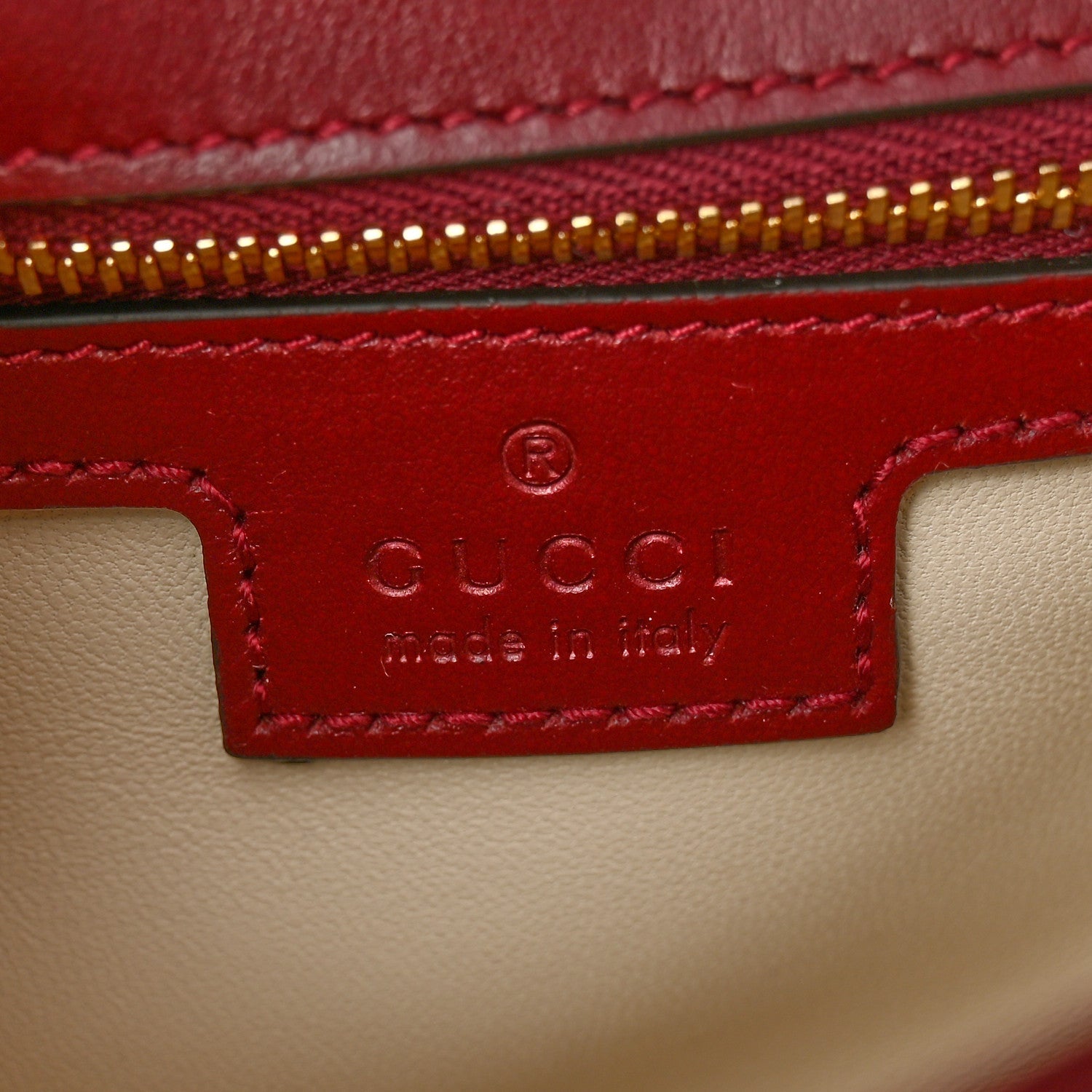 Gucci Calfskin Matelasse Small GG Marmont Shoulder Bag Ancora Red