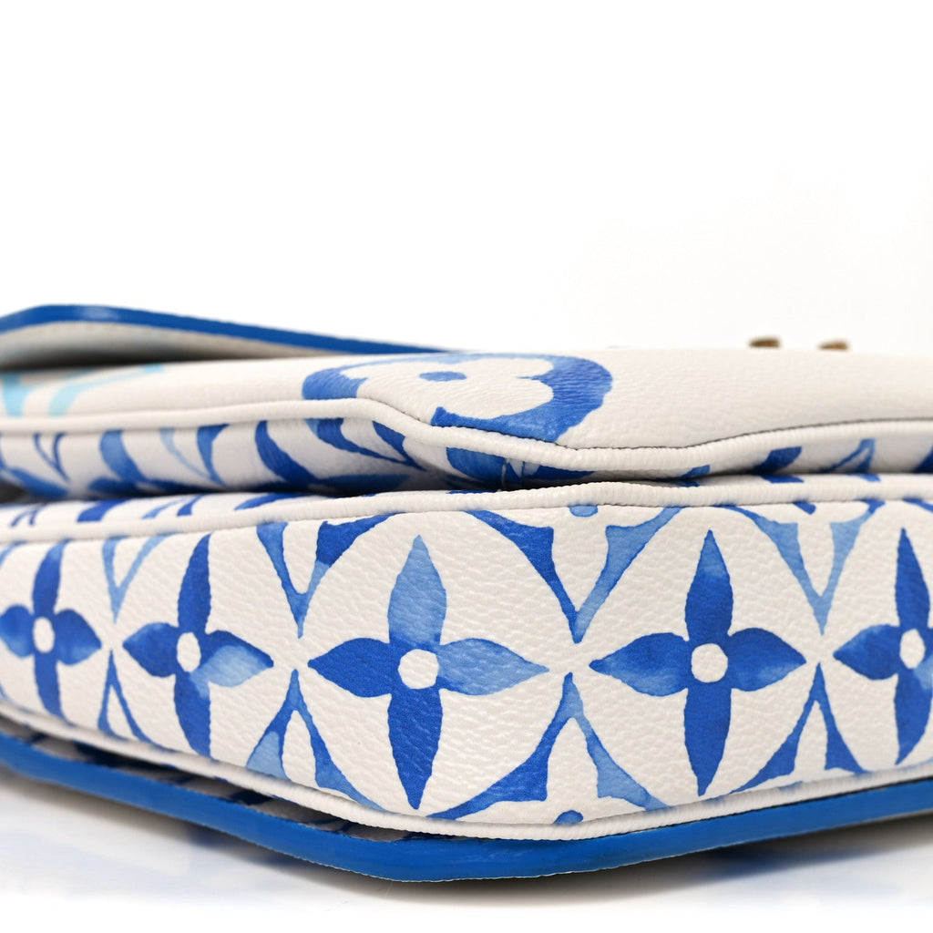 Louis Vuitton Monogram Giant By The Pool Pochette Metis MM Blue