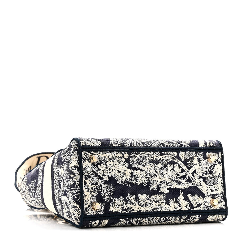 Christian Dior Canvas Toile De Jouy Embroidered Medium Lady D-Lite Navy