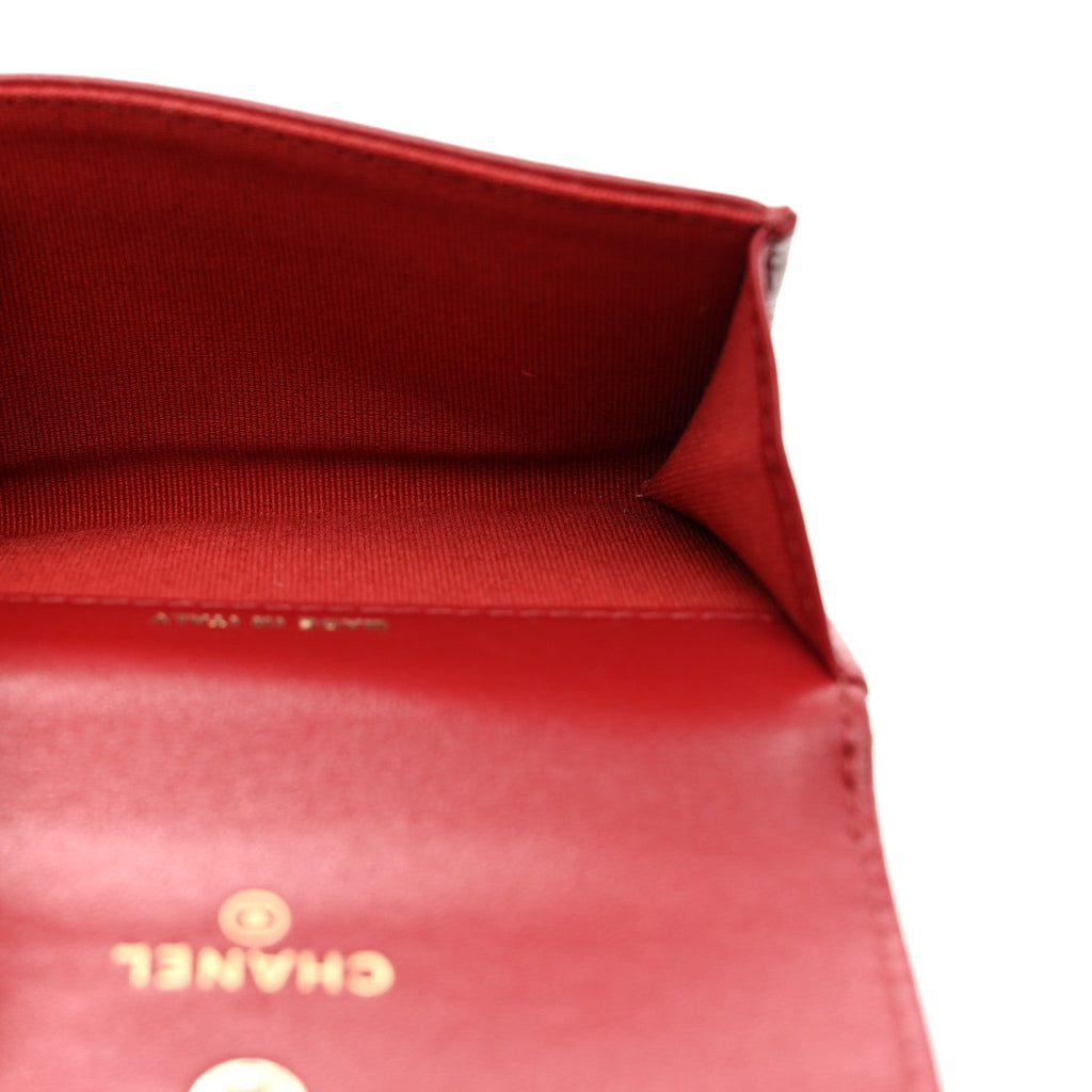Lambskin Pearl Enamel Quilted Flap Card Holder Red
