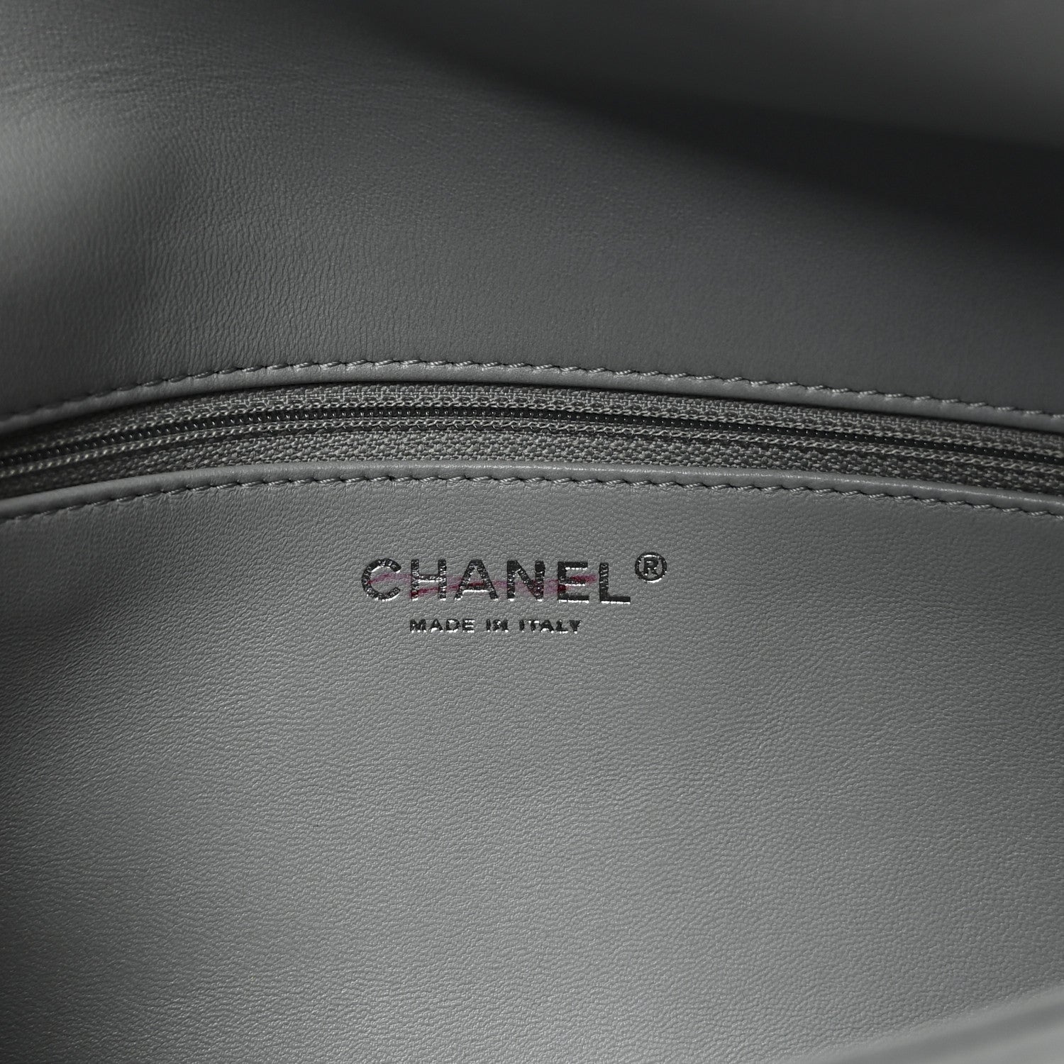 Chanel Shearling Lambskin Chanel 100% Grey