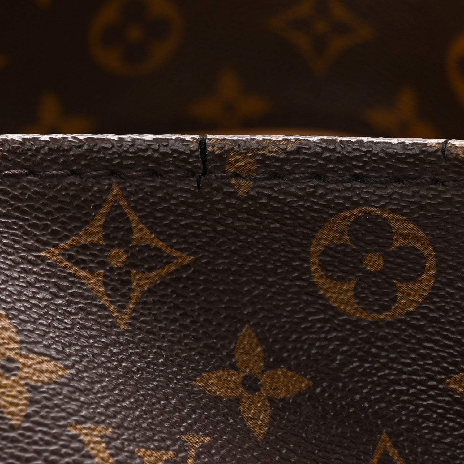Louis Vuitton Monogram Artsy MM