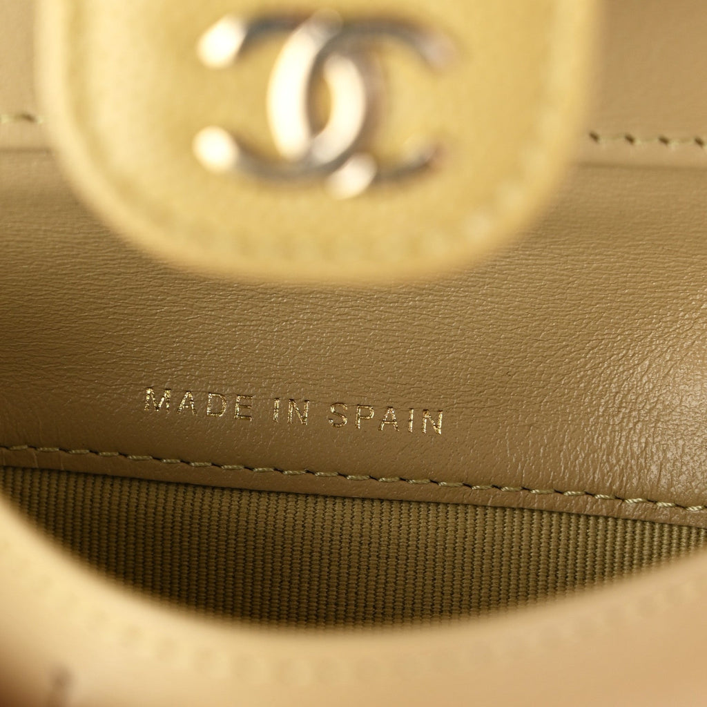 Caviar Quilted Medium Flap Wallet Beige