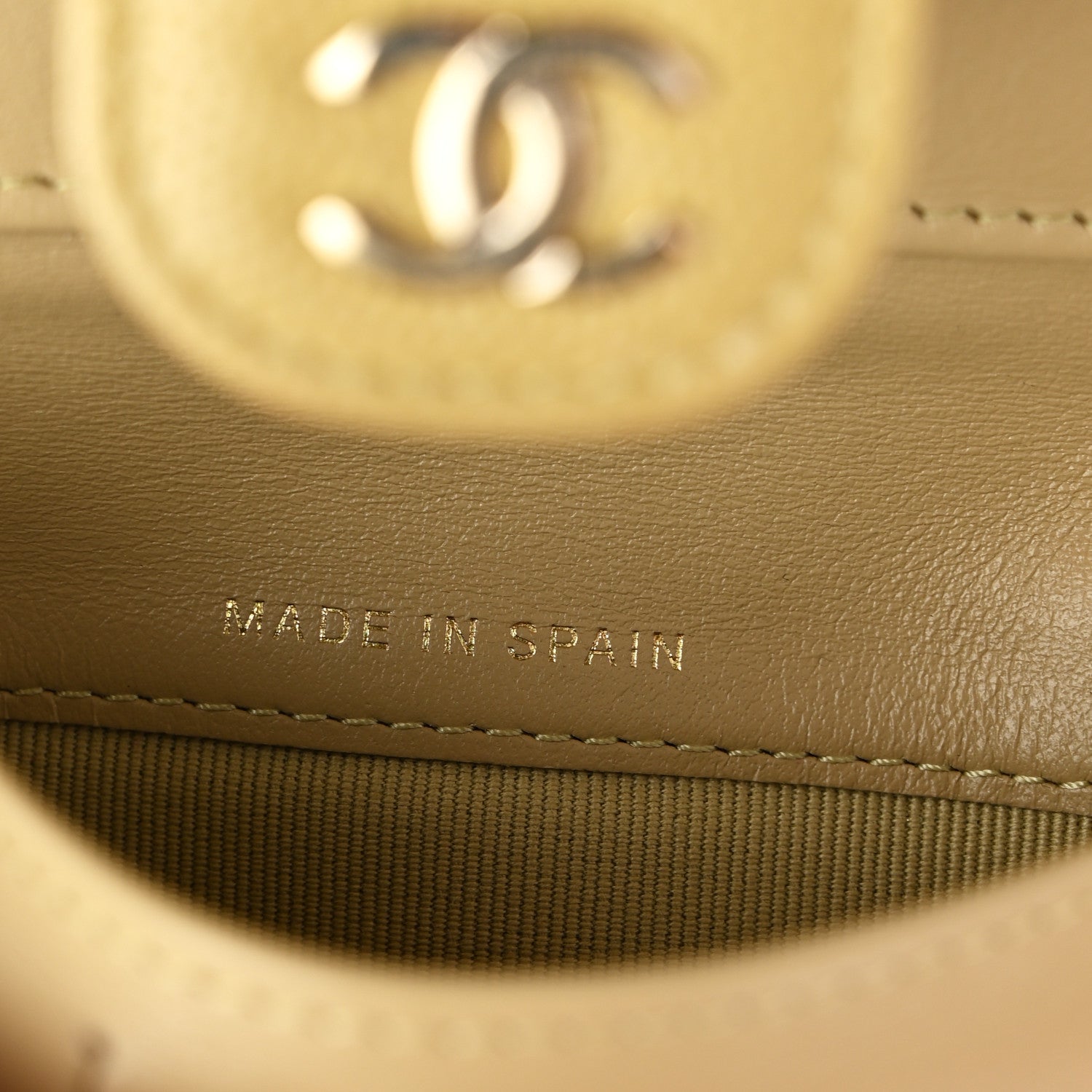 Caviar Quilted Medium Flap Wallet Beige