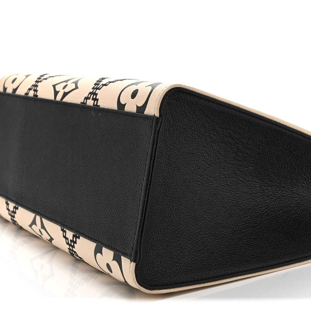 Louis Vuitton Empreinte Monogram Giant Broderies Onthego MM Cream Black