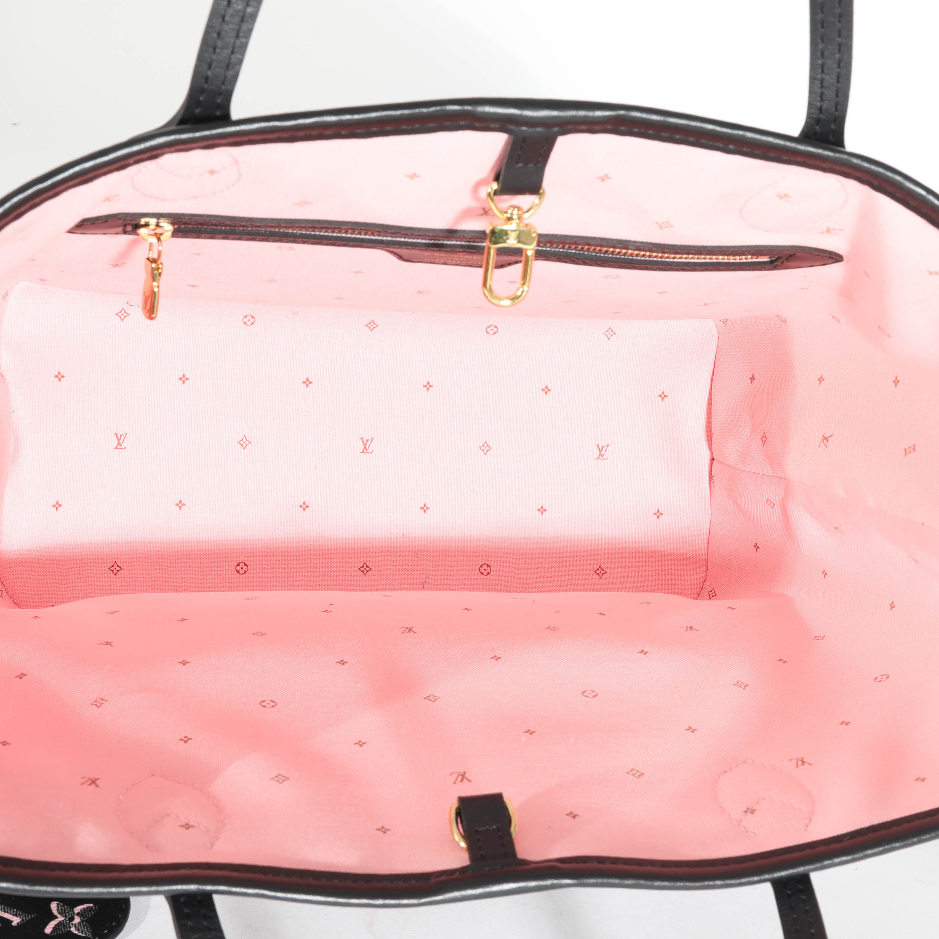 Louis Vuitton Black Pink Monogram Canvas Fall For You Neverfull MM
