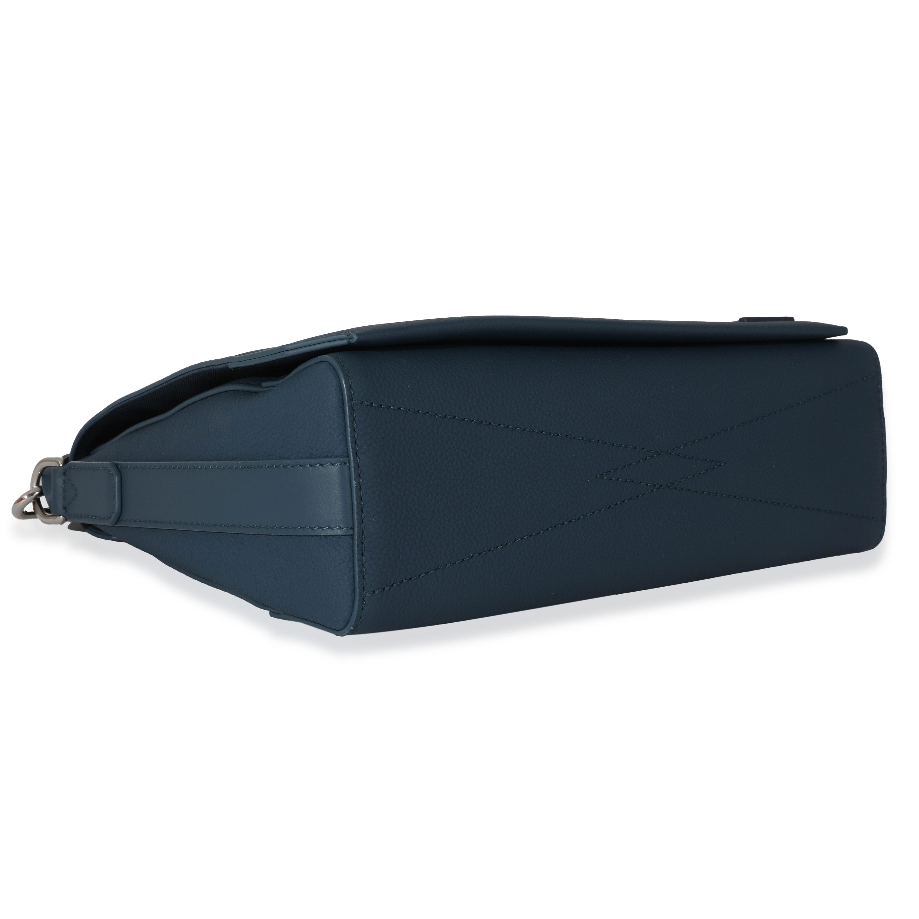 Louis Vuitton Blue Cowhide Aerogram Takeoff Messenger