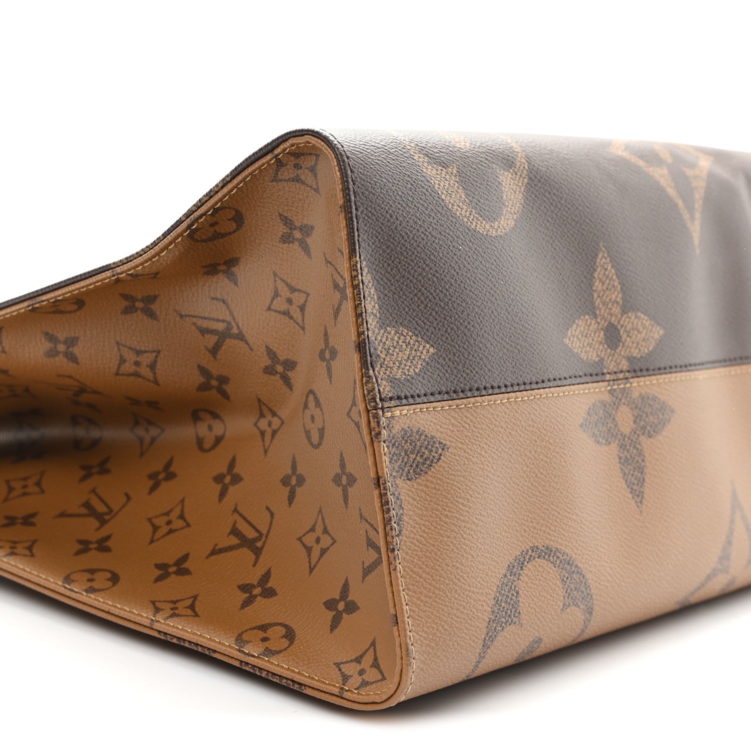 Louis Vuitton Reverse Monogram Giant Onthego GM