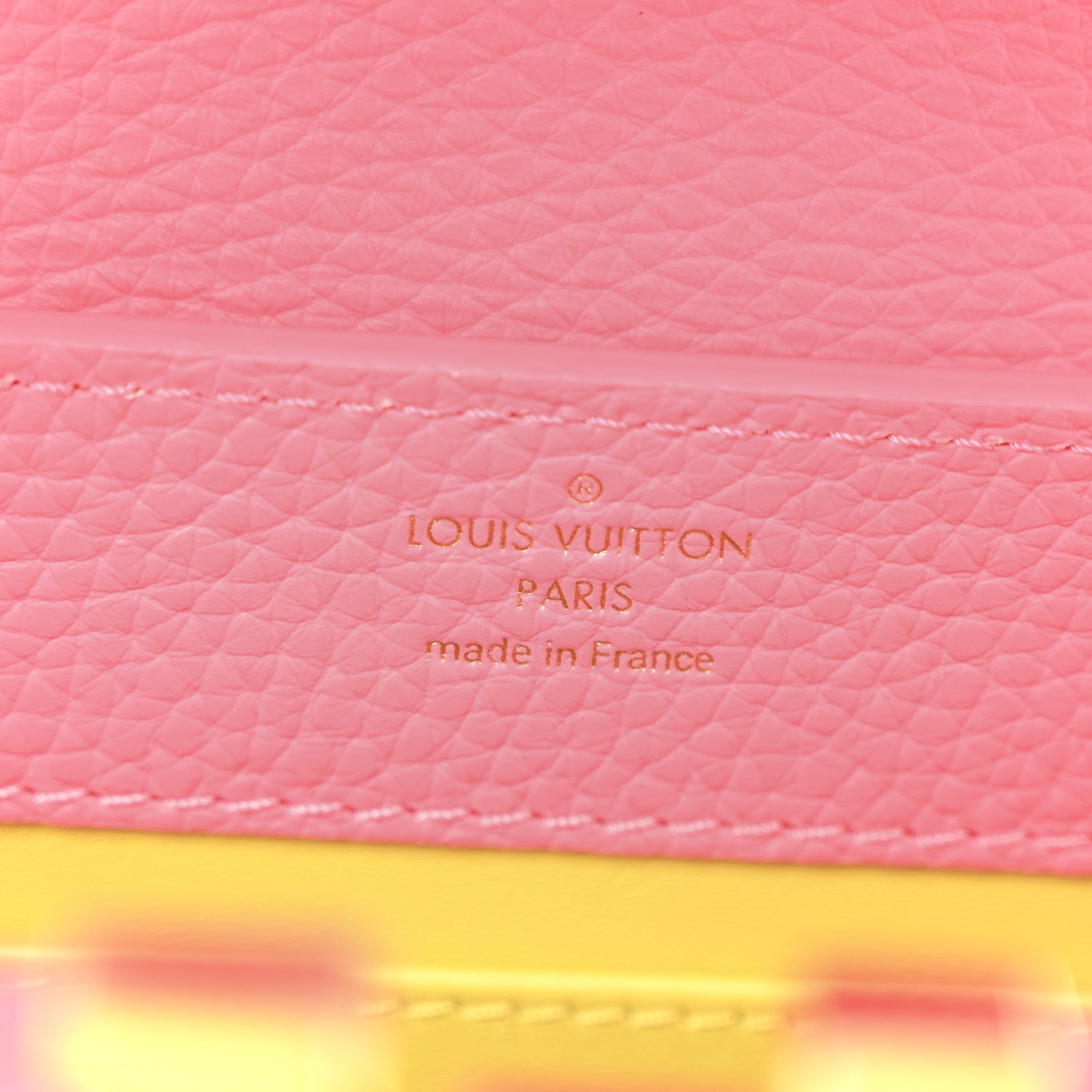 Louis Vuitton Taurillon Capucines Mini Dragon Fruit Pink Cedrat