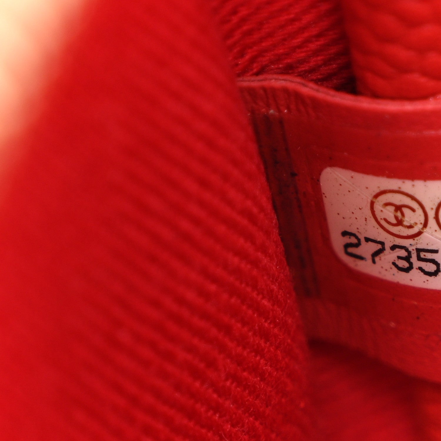 Chanel Caviar Quilted Waist Bag Red