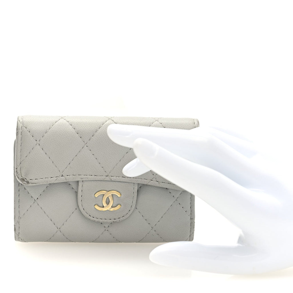 Lambskin Quilted Classic 4 Key Holder Wallet Grey