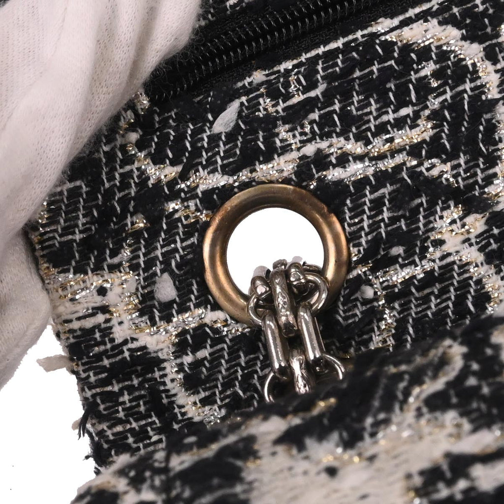 Chanel 2010-2011 Black Tweed 2.55 Medium Classic Double Flap Shoulder Bag
