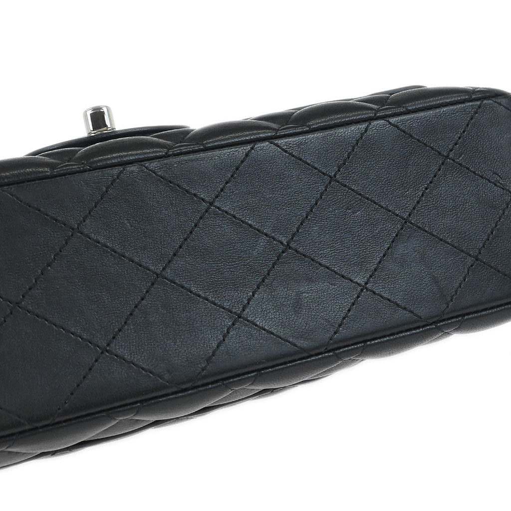 Chanel 2019 Black Lambskin Medium Classic Double Flap Shoulder Bag