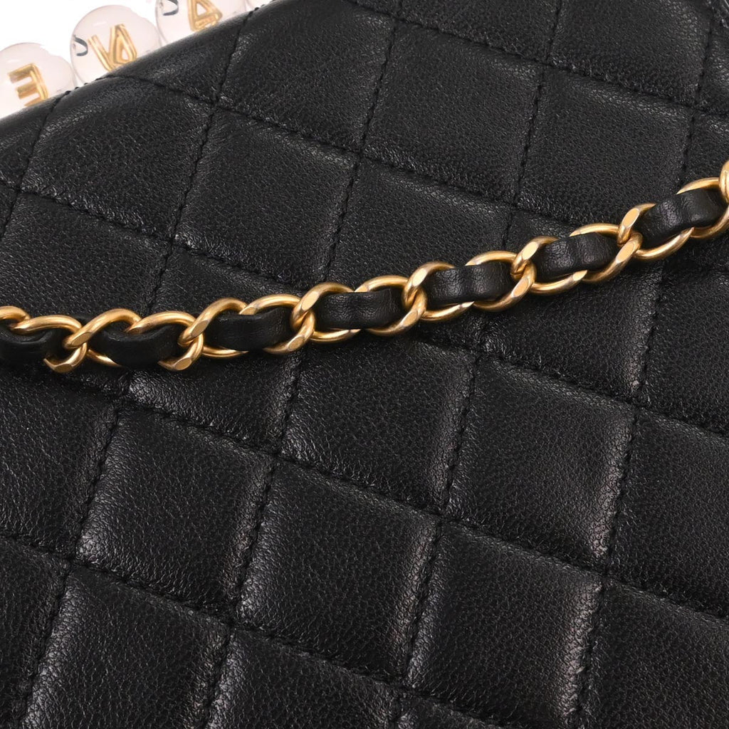 Chanel 2019 Black Lambskin Shoulder Bag