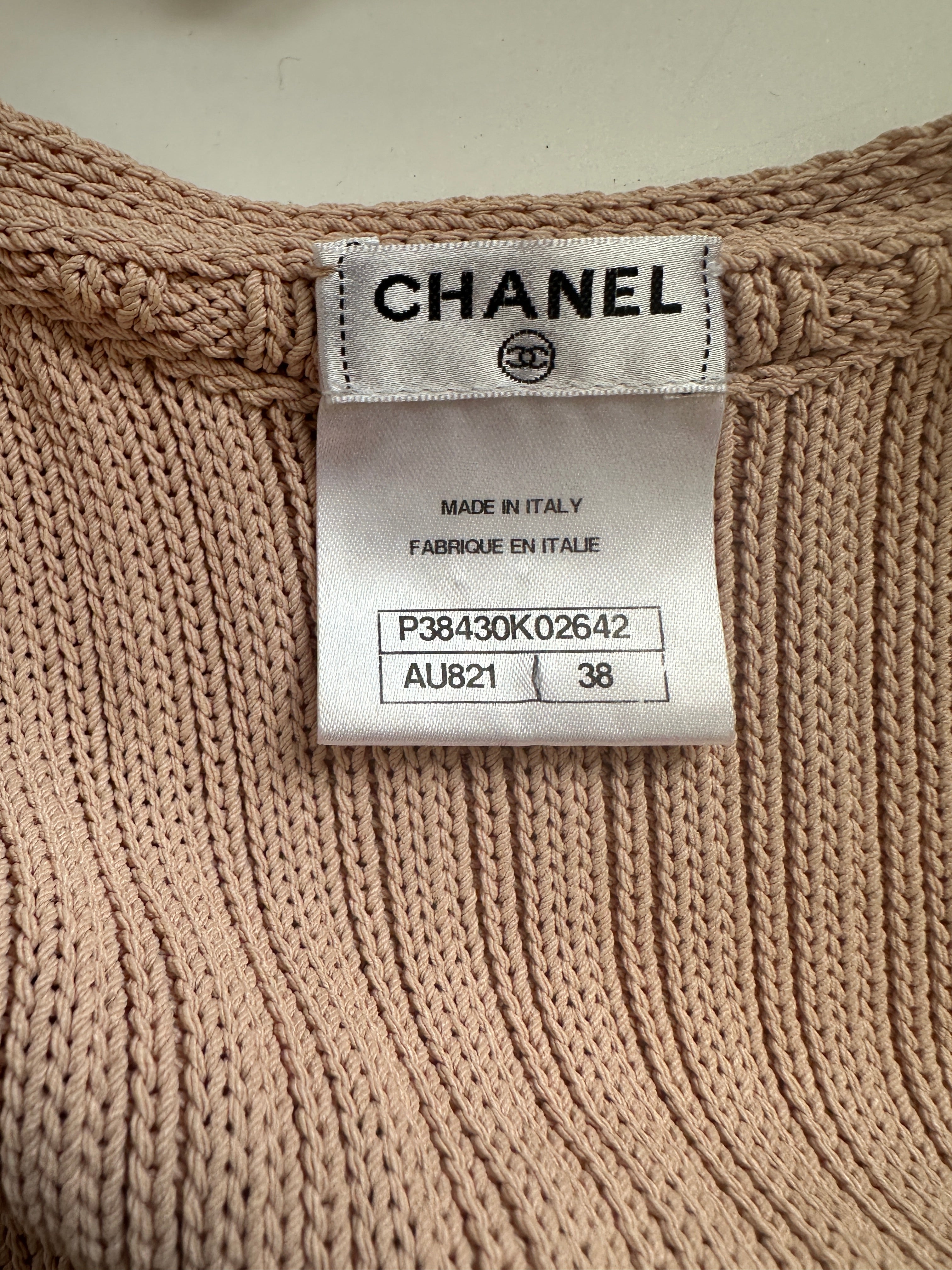 Chanel Baby Pink Knitted Sleeveless Vest with Gold CC Button Detail FR 38 (UK 10)