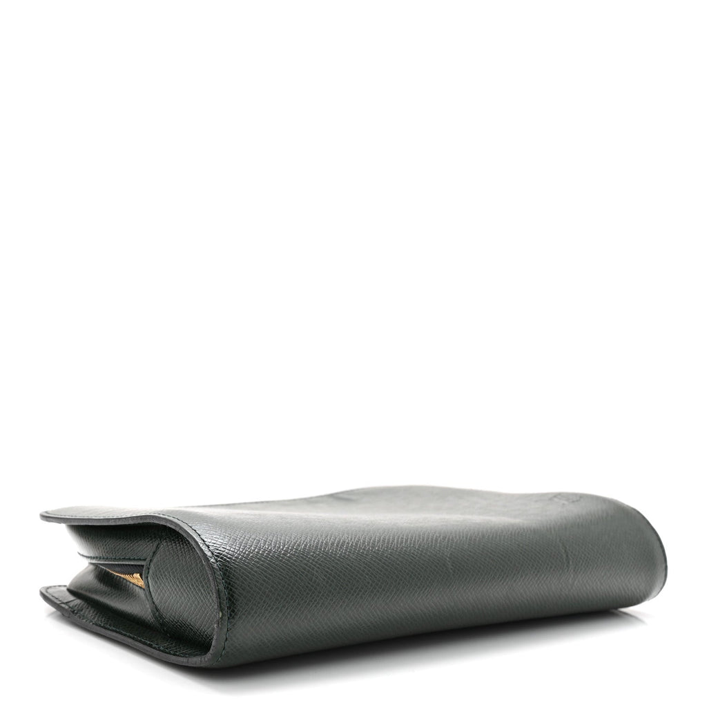Louis Vuitton Taiga Baikal Pochette Epicea